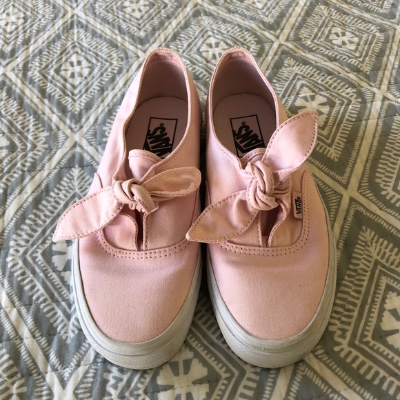 pink bow vans